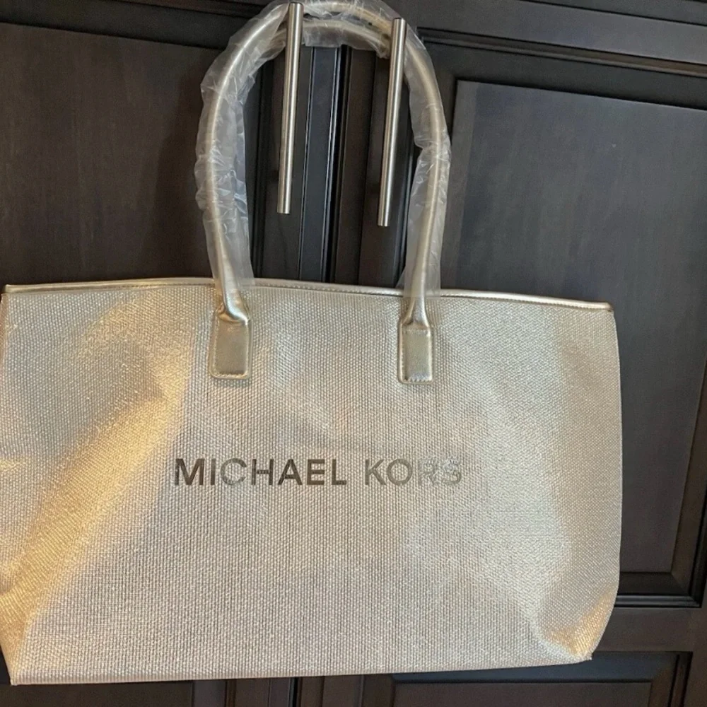 MICHAEL KORS Gold Tote Bag - Metallic Gold Women's Tote - Picture 4 of 10